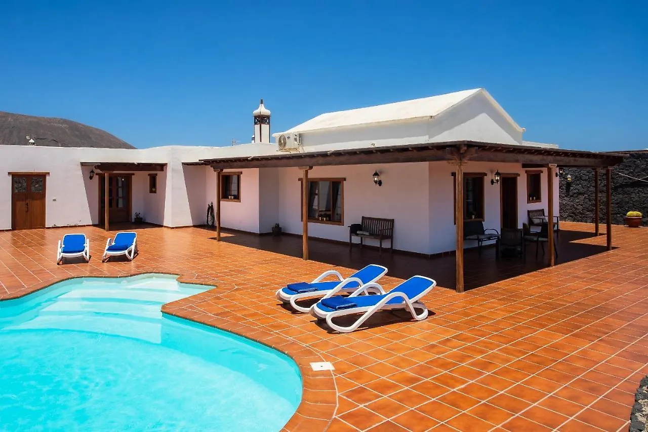 Casa Lola Lanzarote Piscina Climatizada Y Wifi Free Villa San Bartolome  Spain
