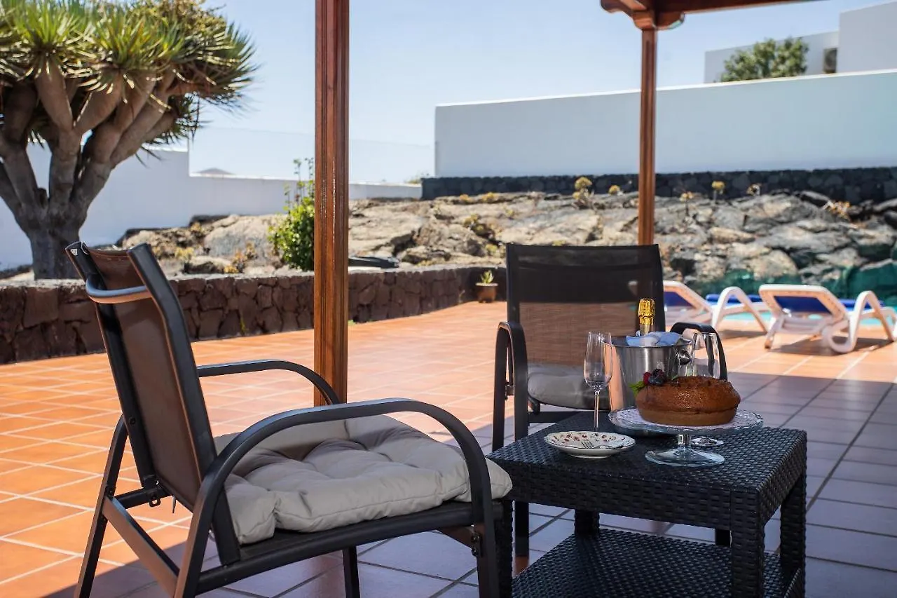 Casa Lola Lanzarote Piscina Climatizada Y Wifi Free Villa San Bartolome  Spain